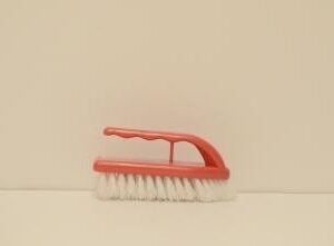 RED SCRUB BRUSH