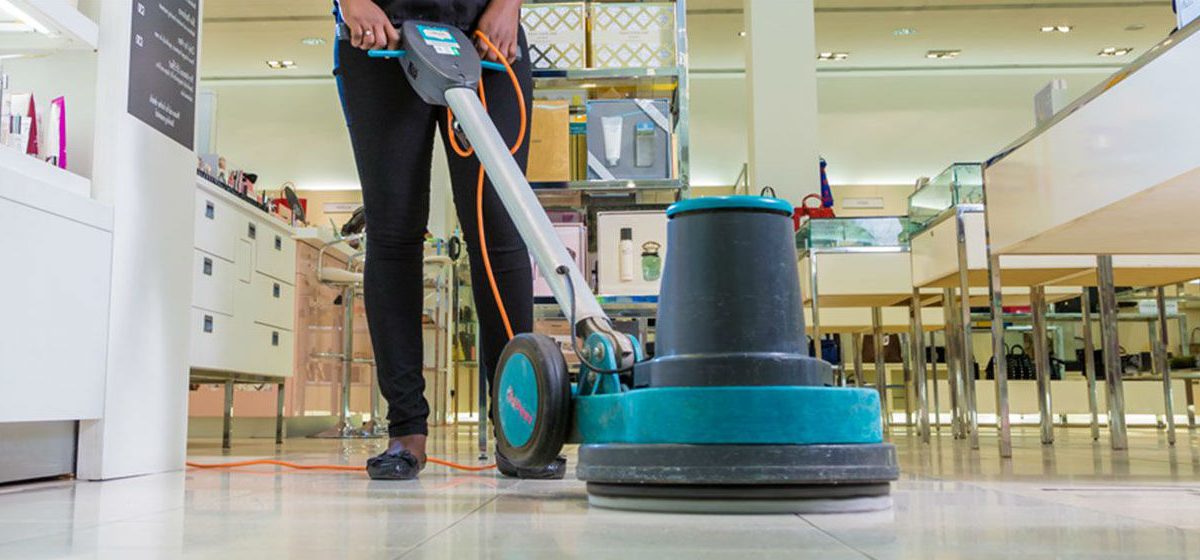 hiring a commercial cleaning company